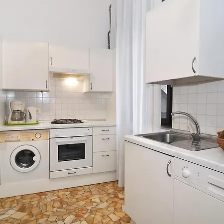 Smeraldo Apartment Grand Canal 1566C-3